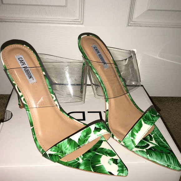 Cape Robbin Mules - Picture 3 of 4